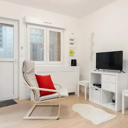 Cosy Hyper-centre *